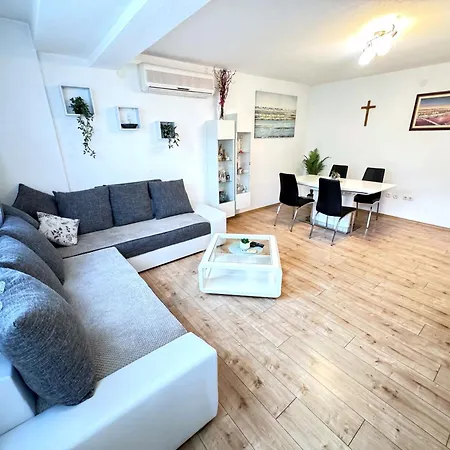 Rose, Centar * Zadar